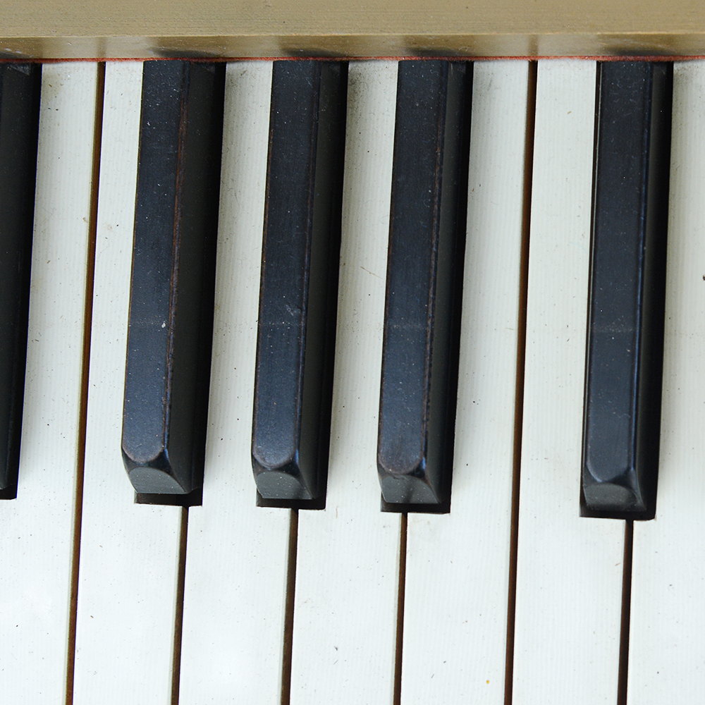 PA Starck 61Key Child's Upright Piano EBTH