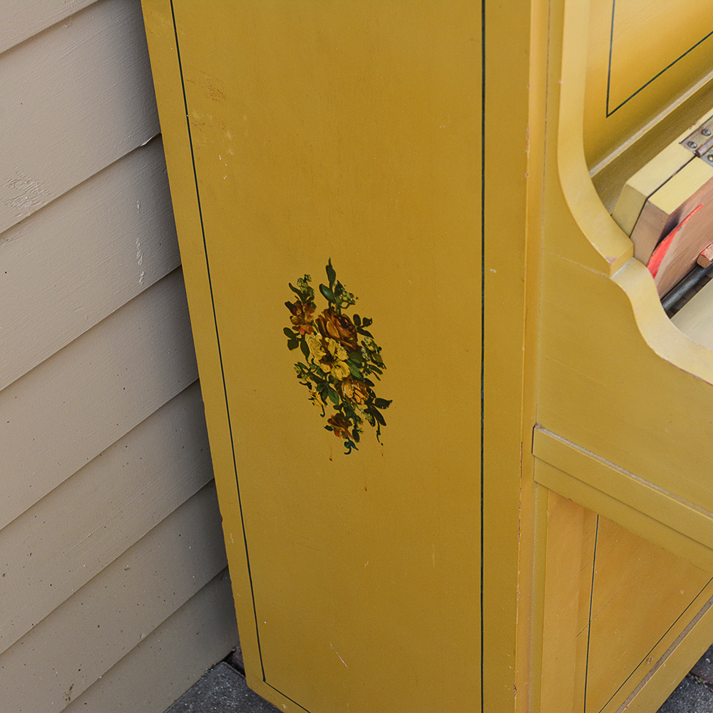 PA Starck 61Key Child's Upright Piano EBTH