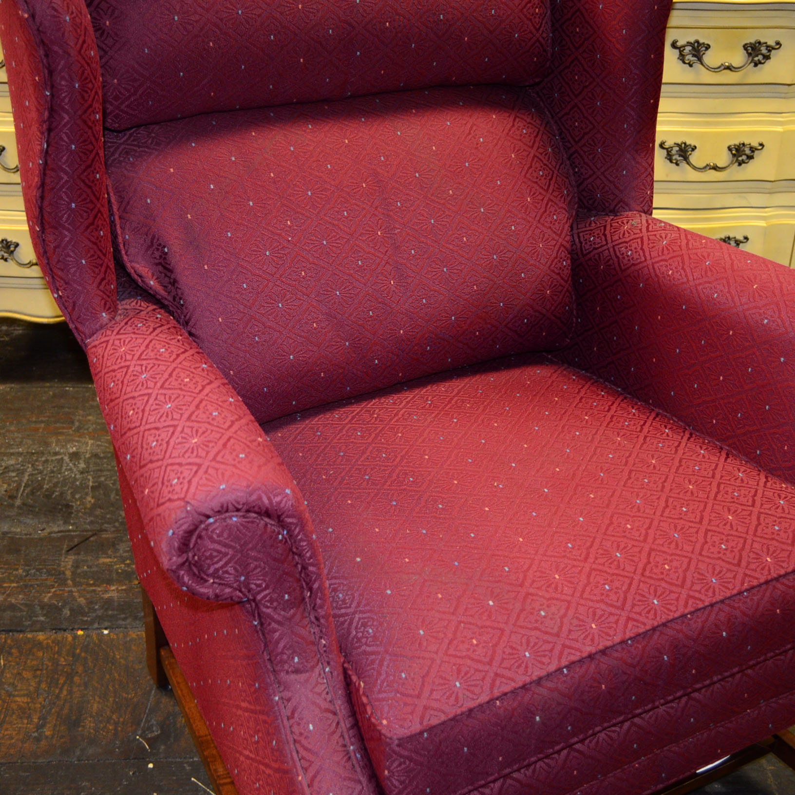 Lazy Boy Queen Anne Wing Back Chair EBTH