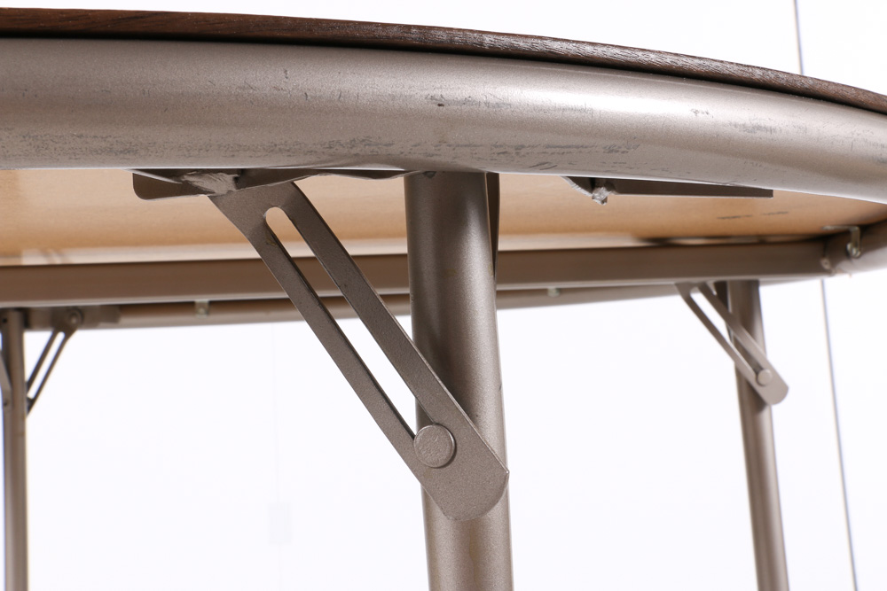 Round Samsonite Folding Card Table EBTH