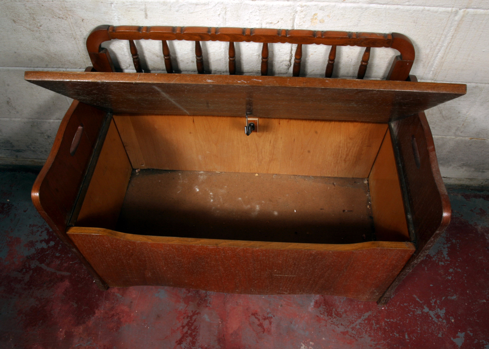 Jenny Lind Style Wooden Chest Bench EBTH