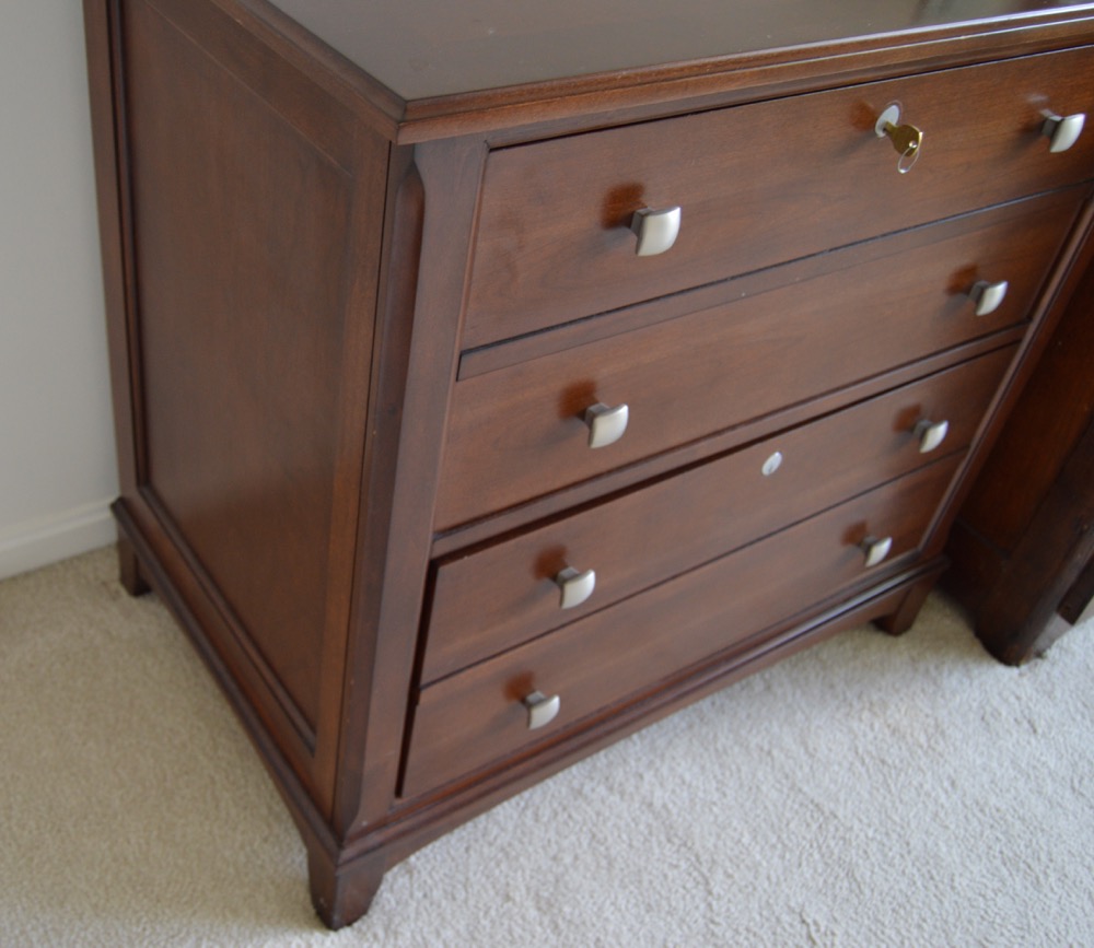 Wynwood Lateral Two-Drawer File Cabinet | EBTH