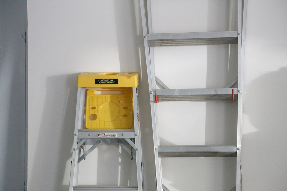 Aluminum Household Ladders and 28Foot Extension Ladder EBTH