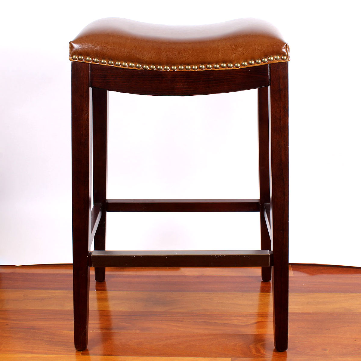Pair of Barstools with Saddle Brown Leather Seats EBTH
