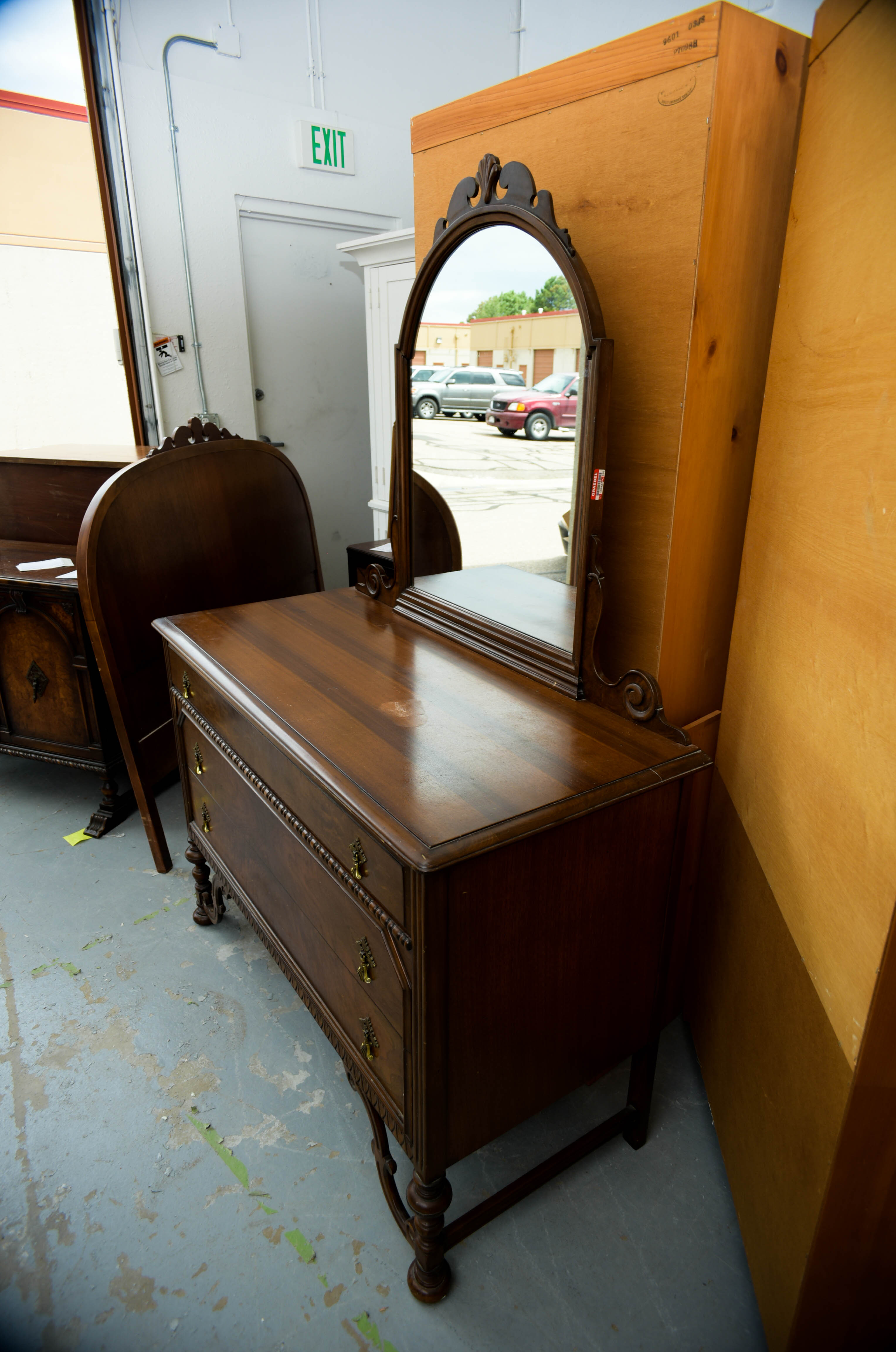 Berkey & Gay Furniture Co. Dresser and Mirror EBTH