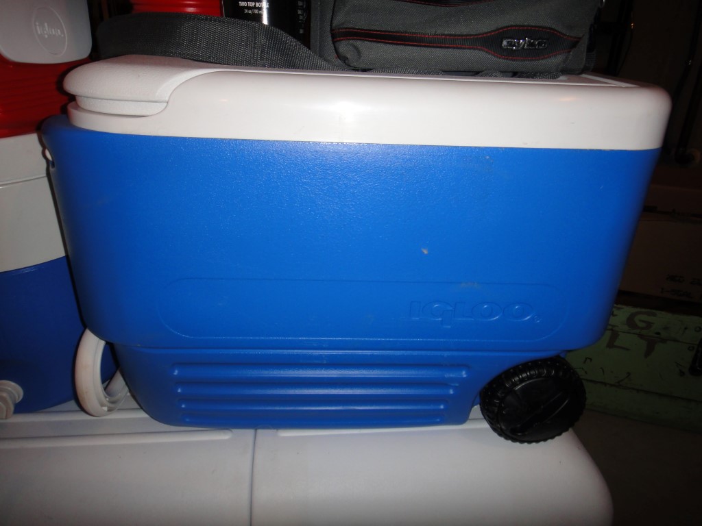 Thermos, Coleman and Igloo Coolers and Folding Chair EBTH