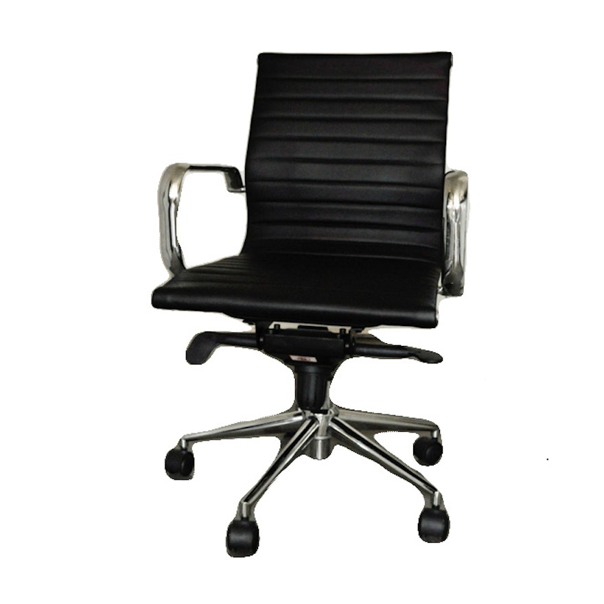 Reproduction Of A Herman Miller Eame Aluminum Group Office Chair