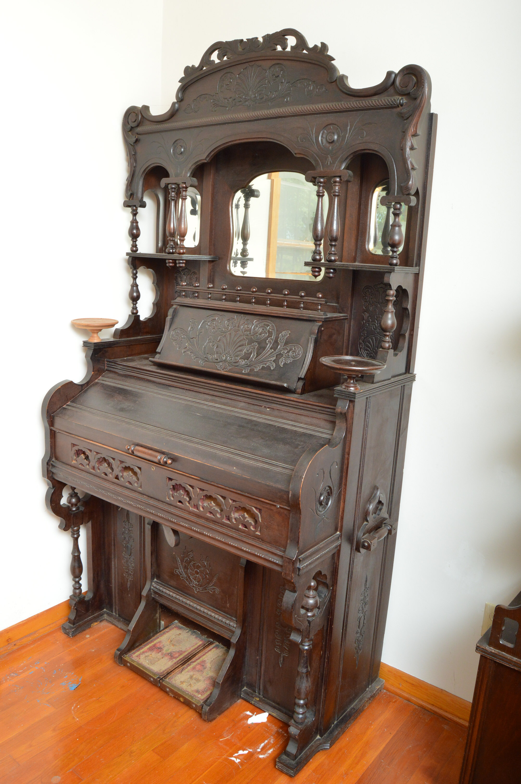 antique-cornish-company-pump-organ-ebth