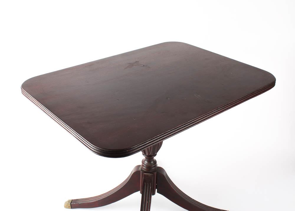 Mahogany Duncan Phyfe Style Cocktail Table EBTH