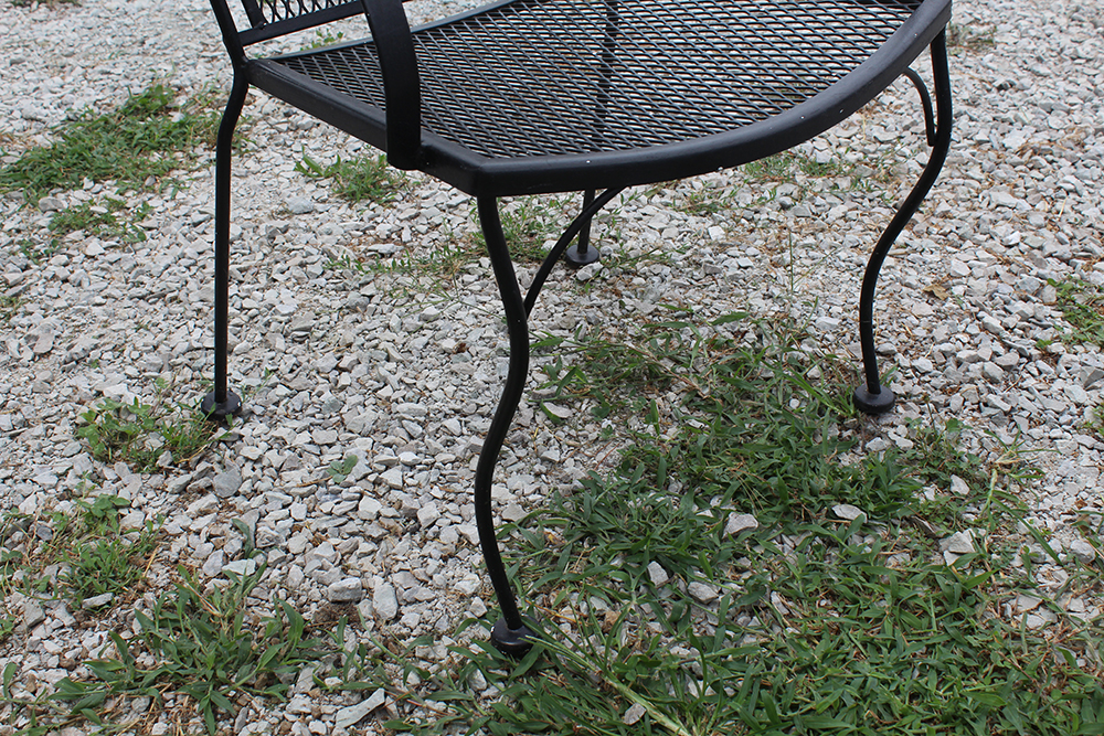 Wrought Iron Patio Umbrella Table with Chairs EBTH