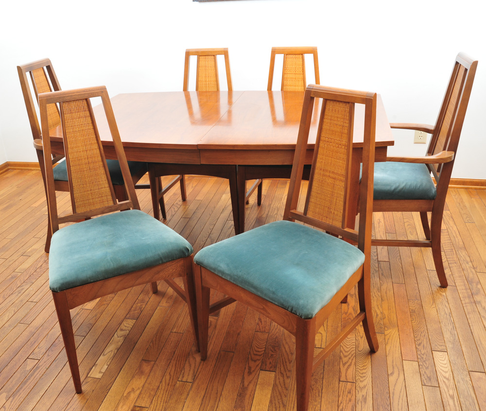 Mid Century Modern Dining Table and Chair Set EBTH