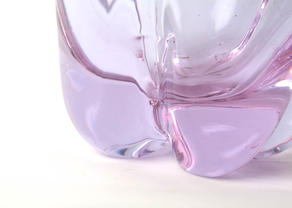 Antique Alexandrite Neodymium Color Changing Art Glass Vase EBTH