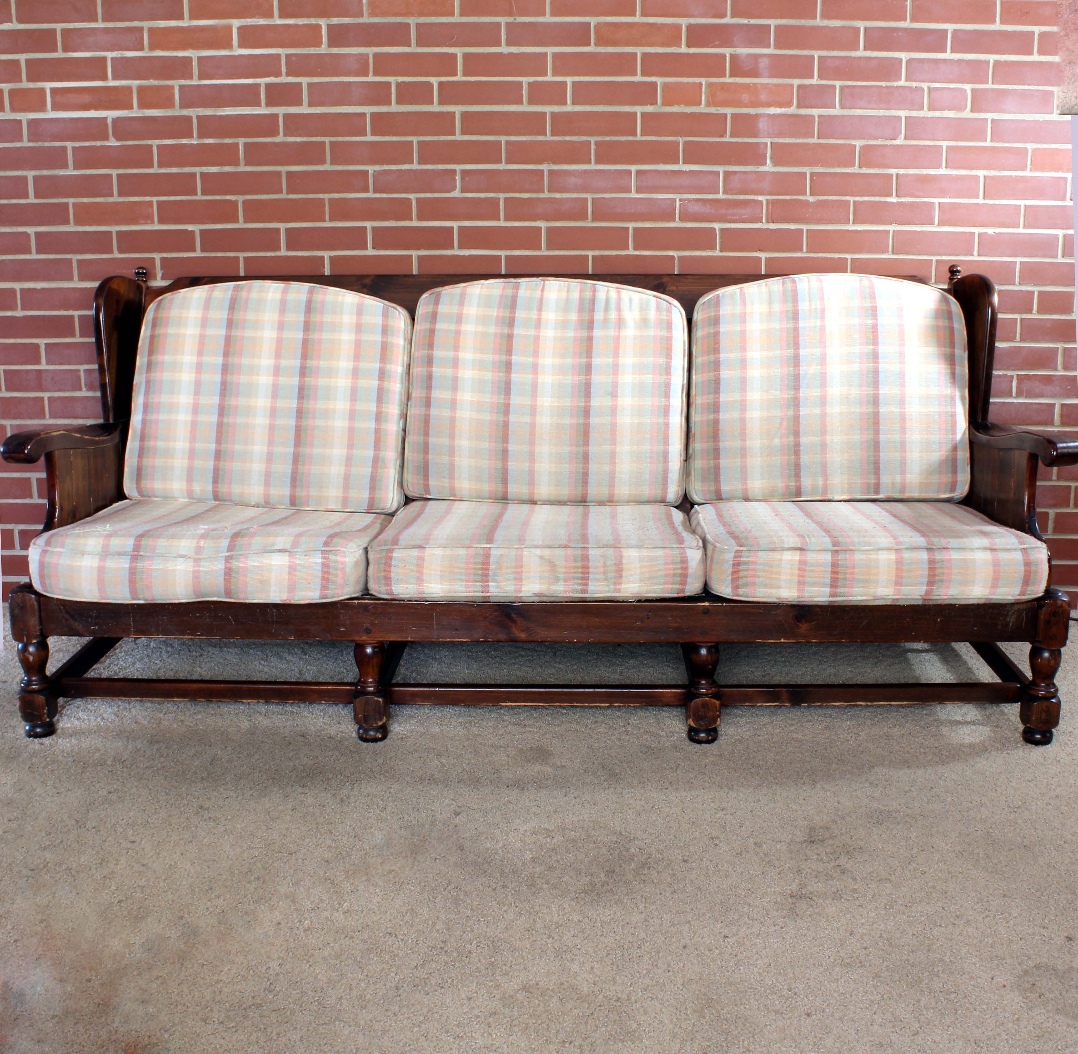 Vintage Ethan Allen "Old Tavern" Pine and Cushion Sofa EBTH