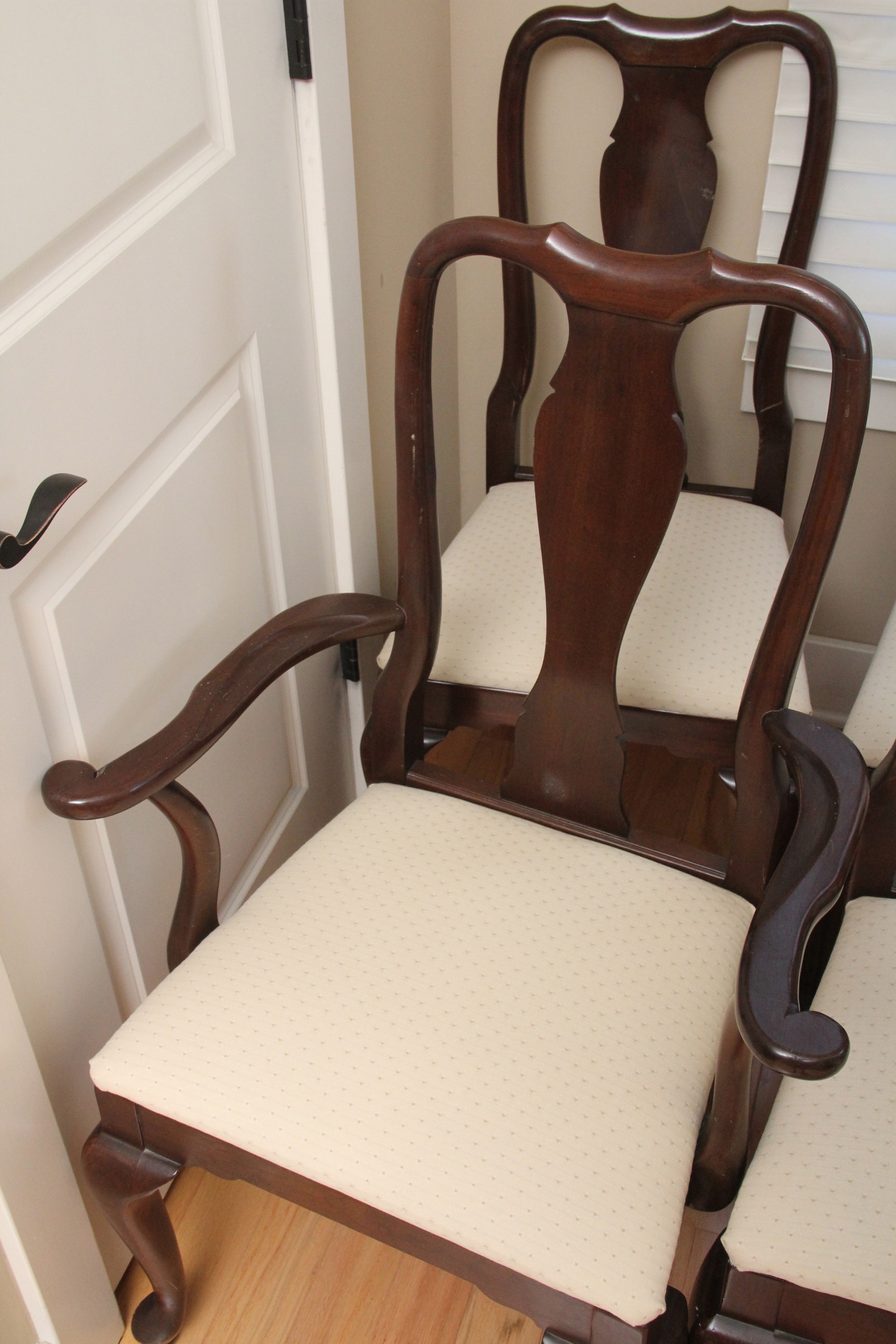 Ethan Allen Court" Queen Anne Dining Chairs EBTH