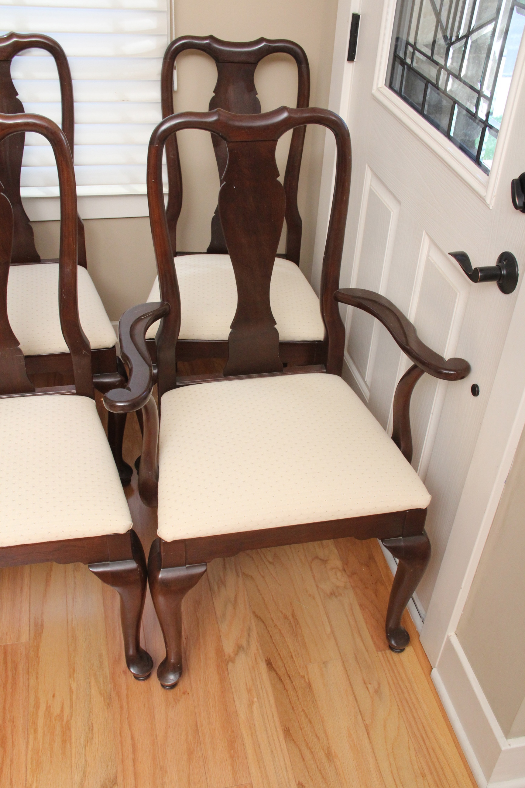 Ethan Allen Court" Queen Anne Dining Chairs EBTH