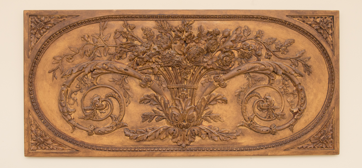 Ballard Designs "Grand Bouquet" Wall Plaque EBTH