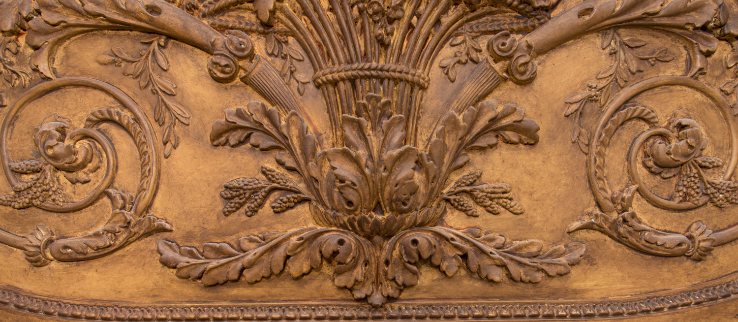 Ballard Designs "Grand Bouquet" Wall Plaque EBTH