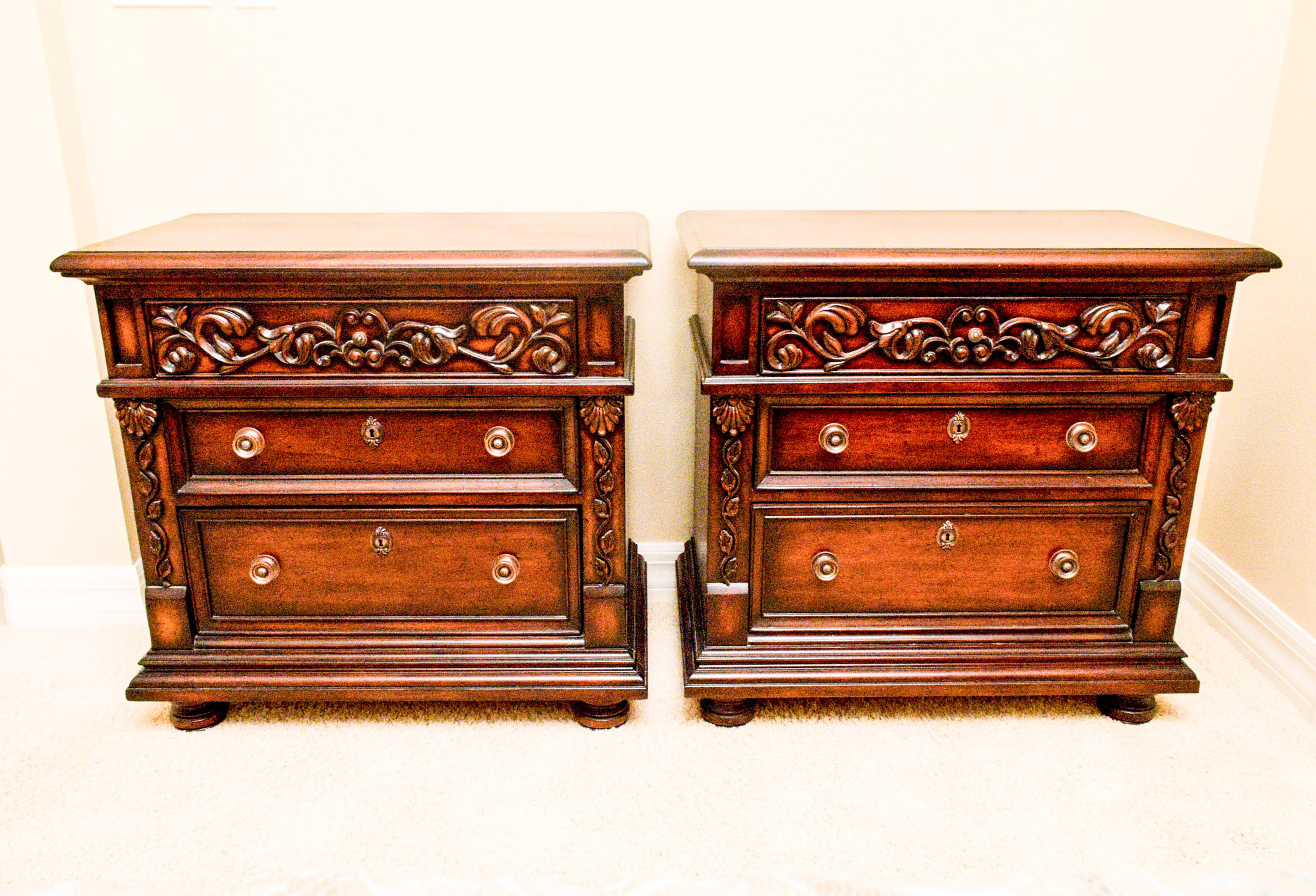 Tommy Bahama Side Tables EBTH