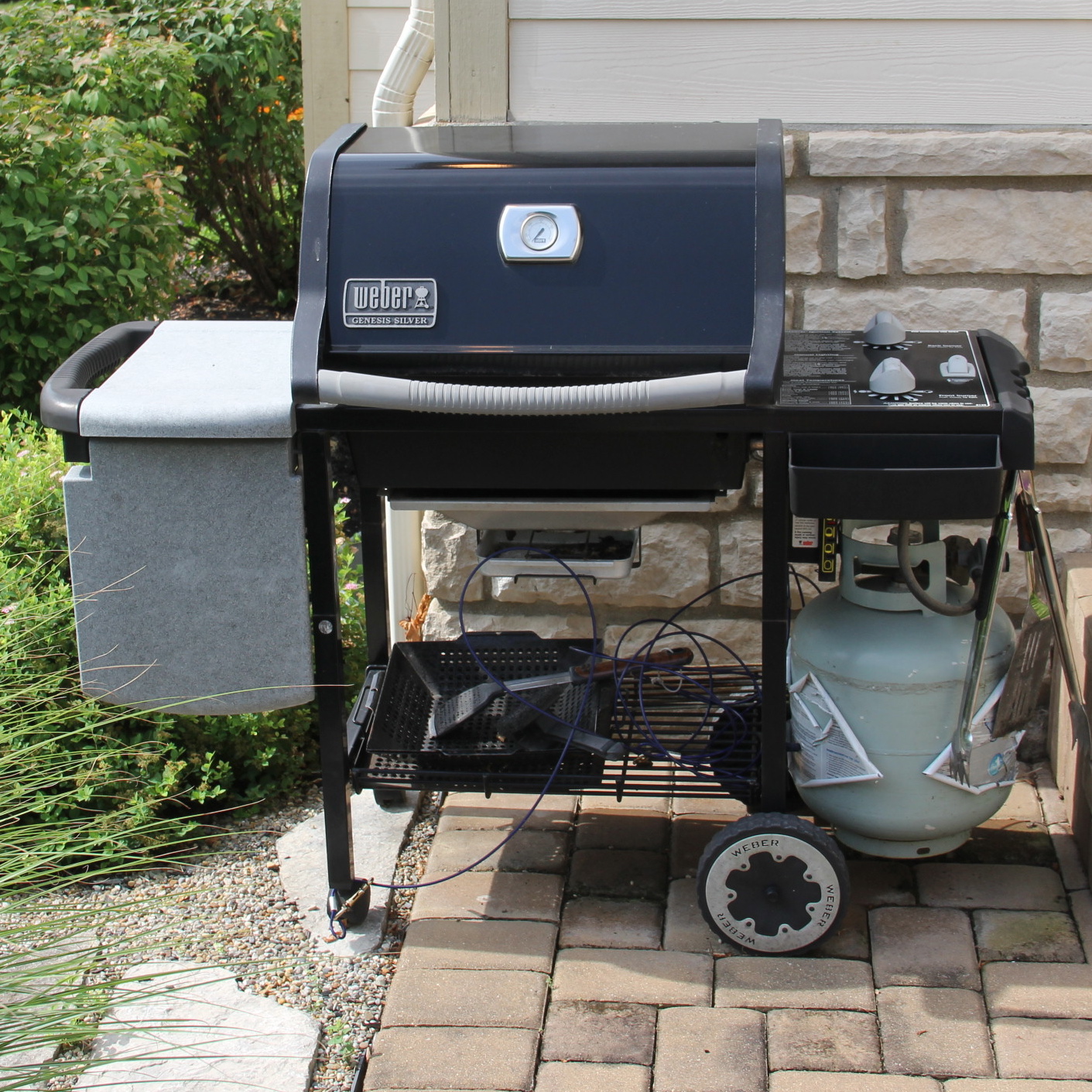 Weber Genesis Silver Grill | EBTH