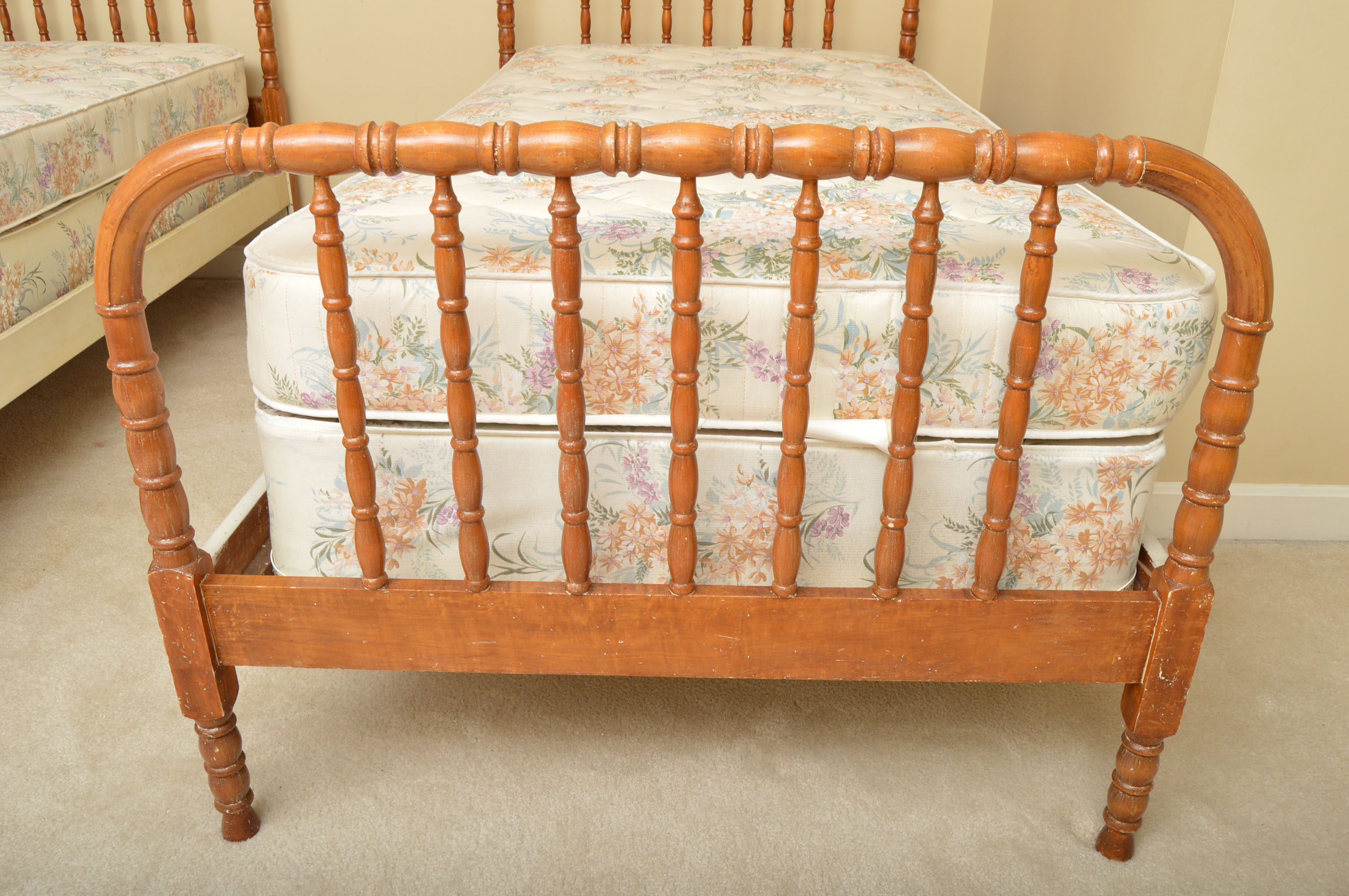 Jenny Lind Style Twin Bed Frame Pair EBTH