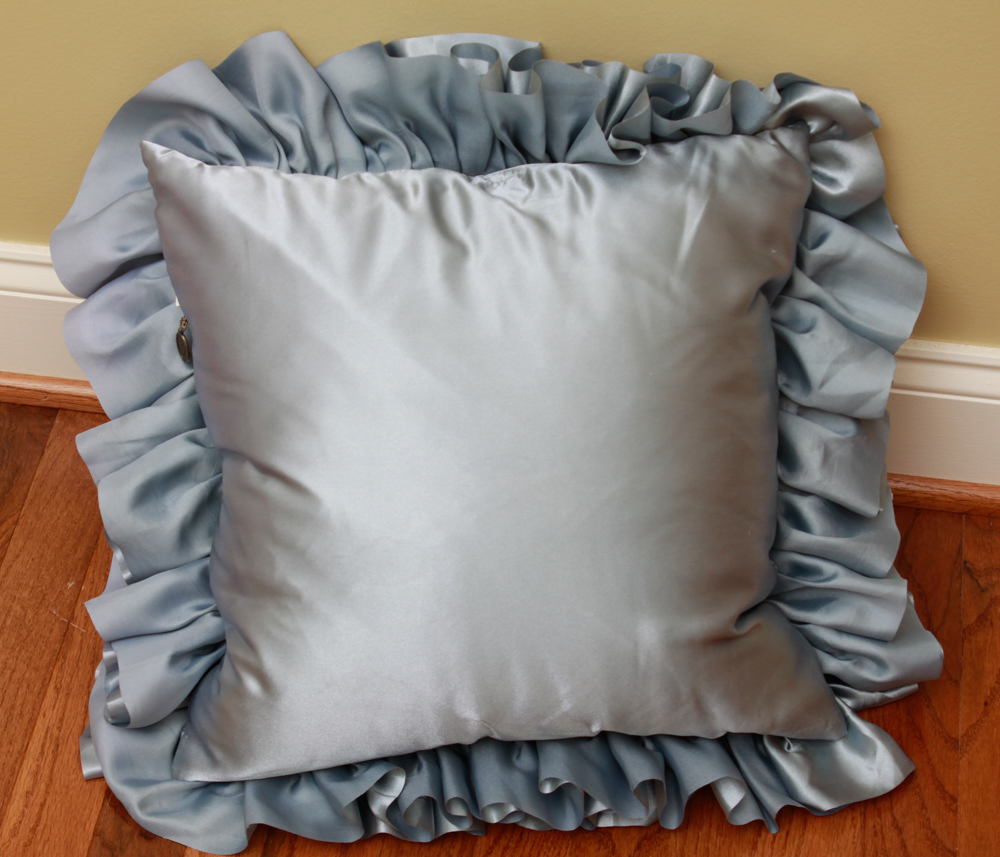 Tahari Home "Moroccan Medallion" King Bedding Set EBTH