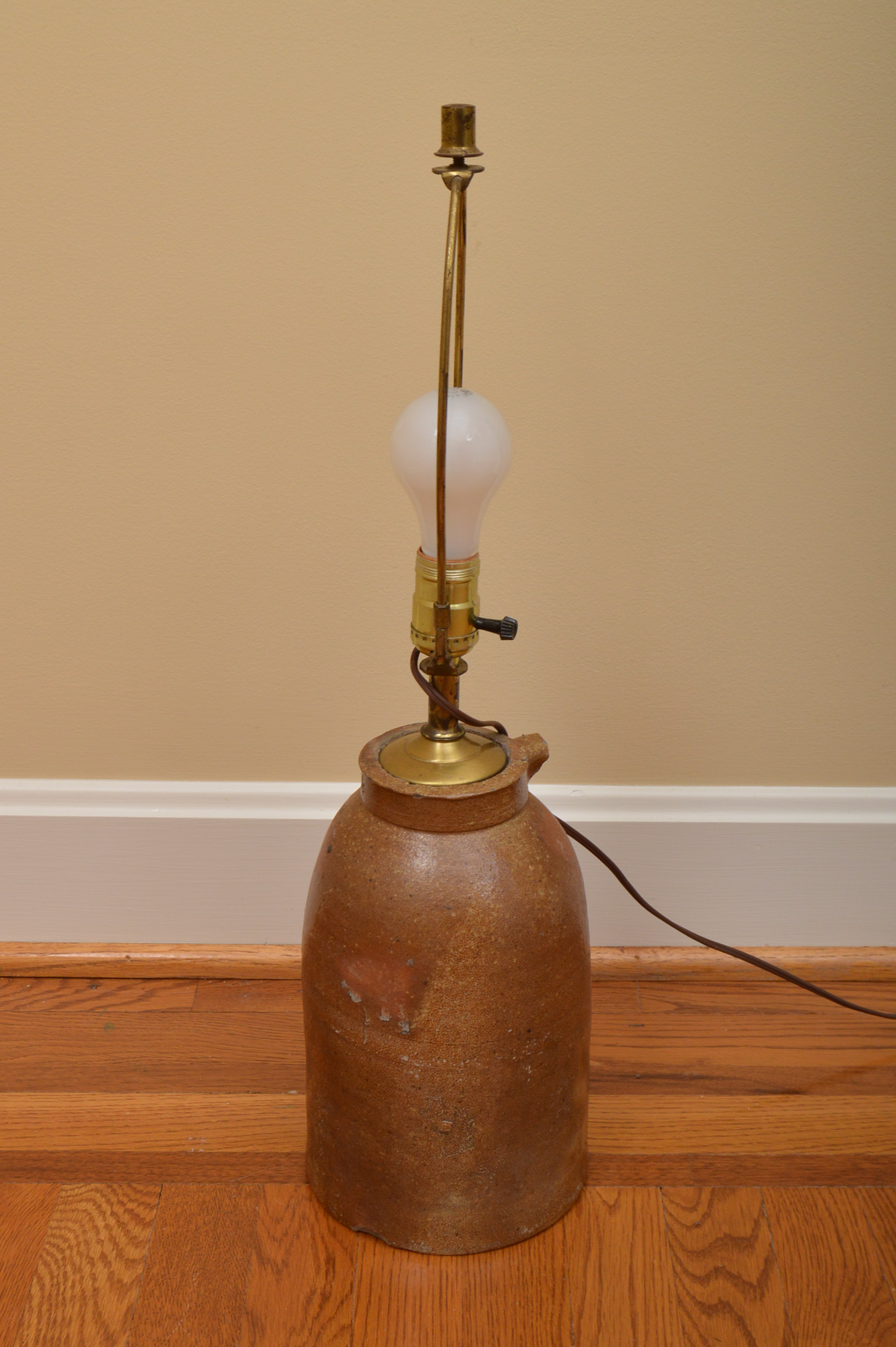 Stoneware Jug Lamp EBTH