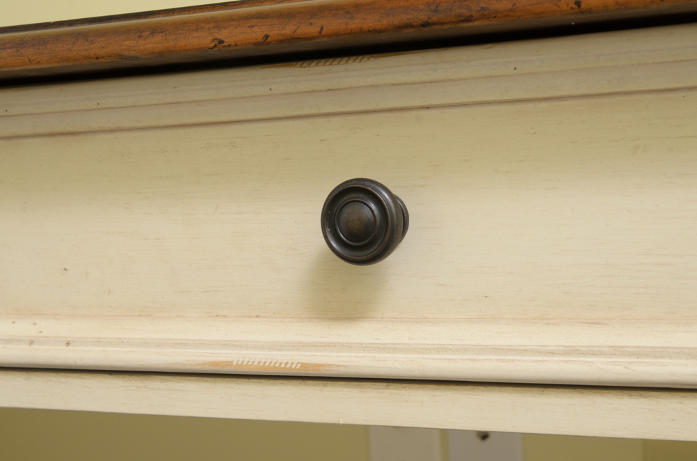 Havertys Newport Sofa Table EBTH