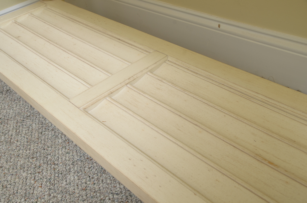 Havertys Newport Sofa Table EBTH