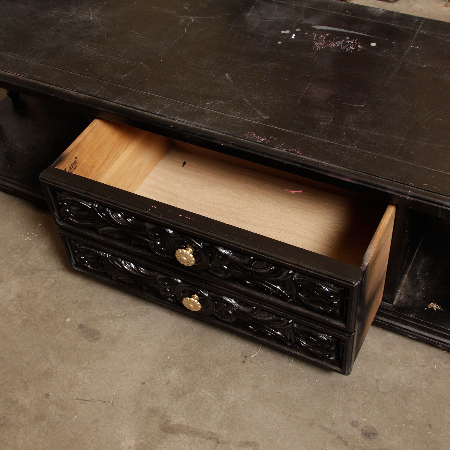 Vintage Lane Coffee Table EBTH