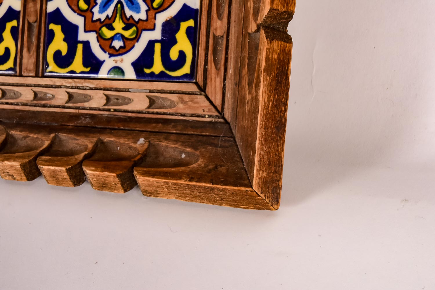 Vintage Wooden and Ceramic Tile Serving Tray EBTH