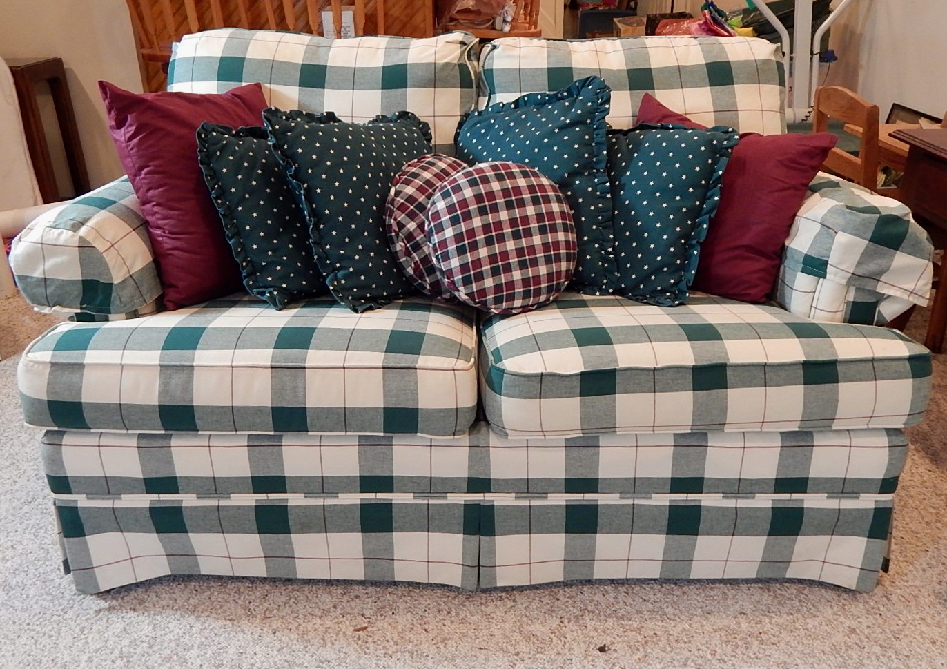 Broyhill Green Plaid Loveseat Ebth