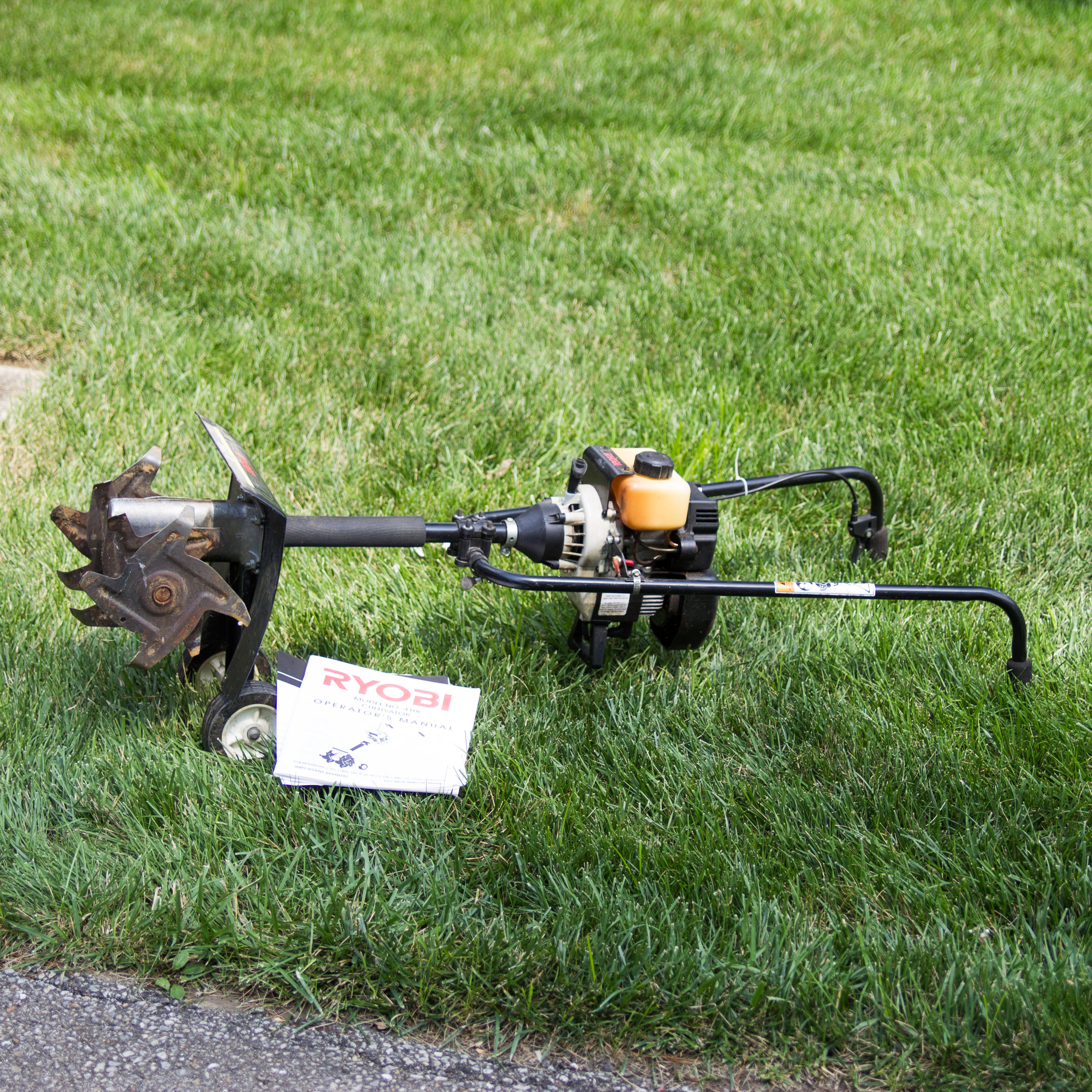 Ryobi 410r 2Cycle Gas Cultivator EBTH