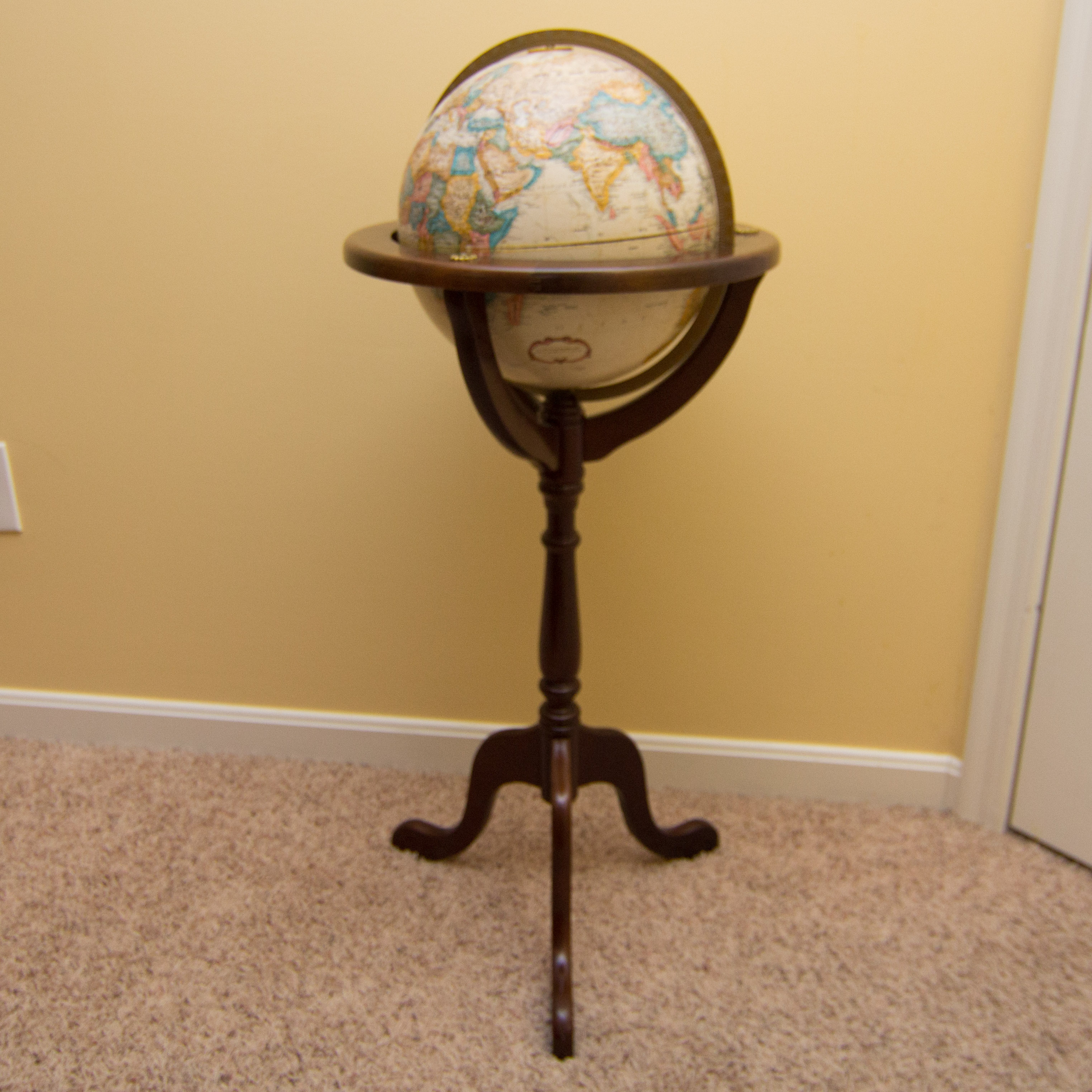 Replogle "World Classic" Series 12 Inch Globe with Wooden Stand EBTH