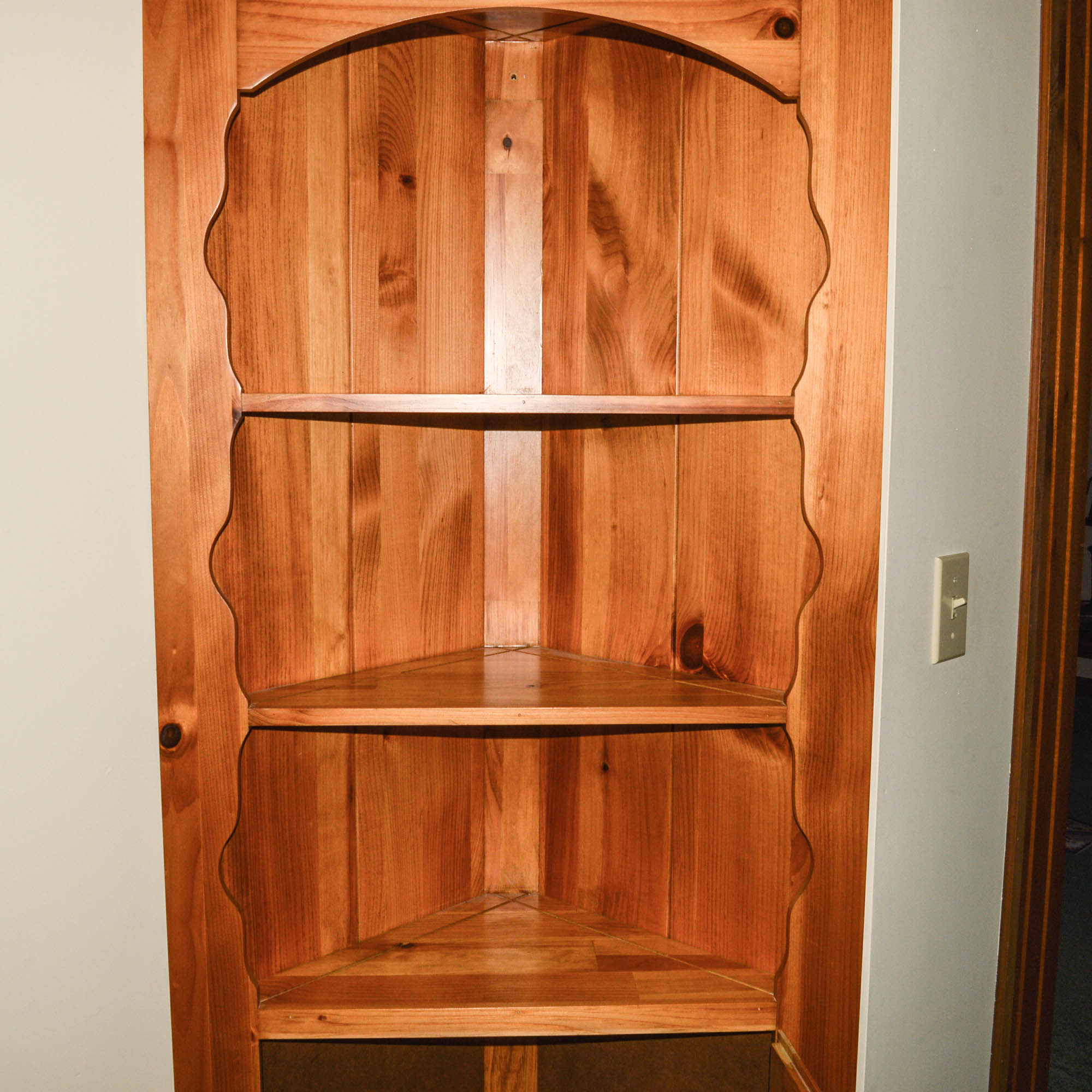 Oak Veneer Corner EBTH