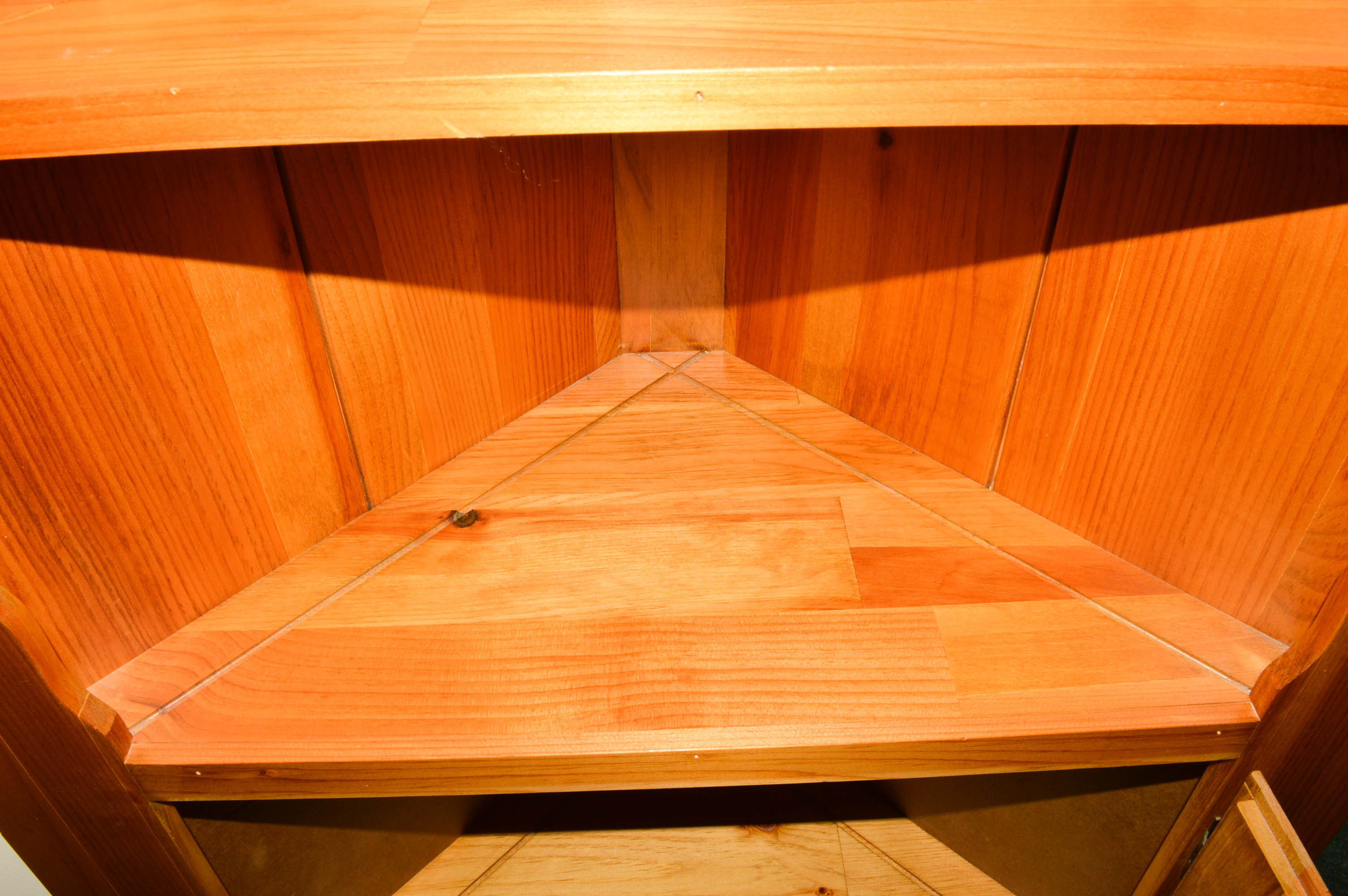 Oak Veneer Corner EBTH