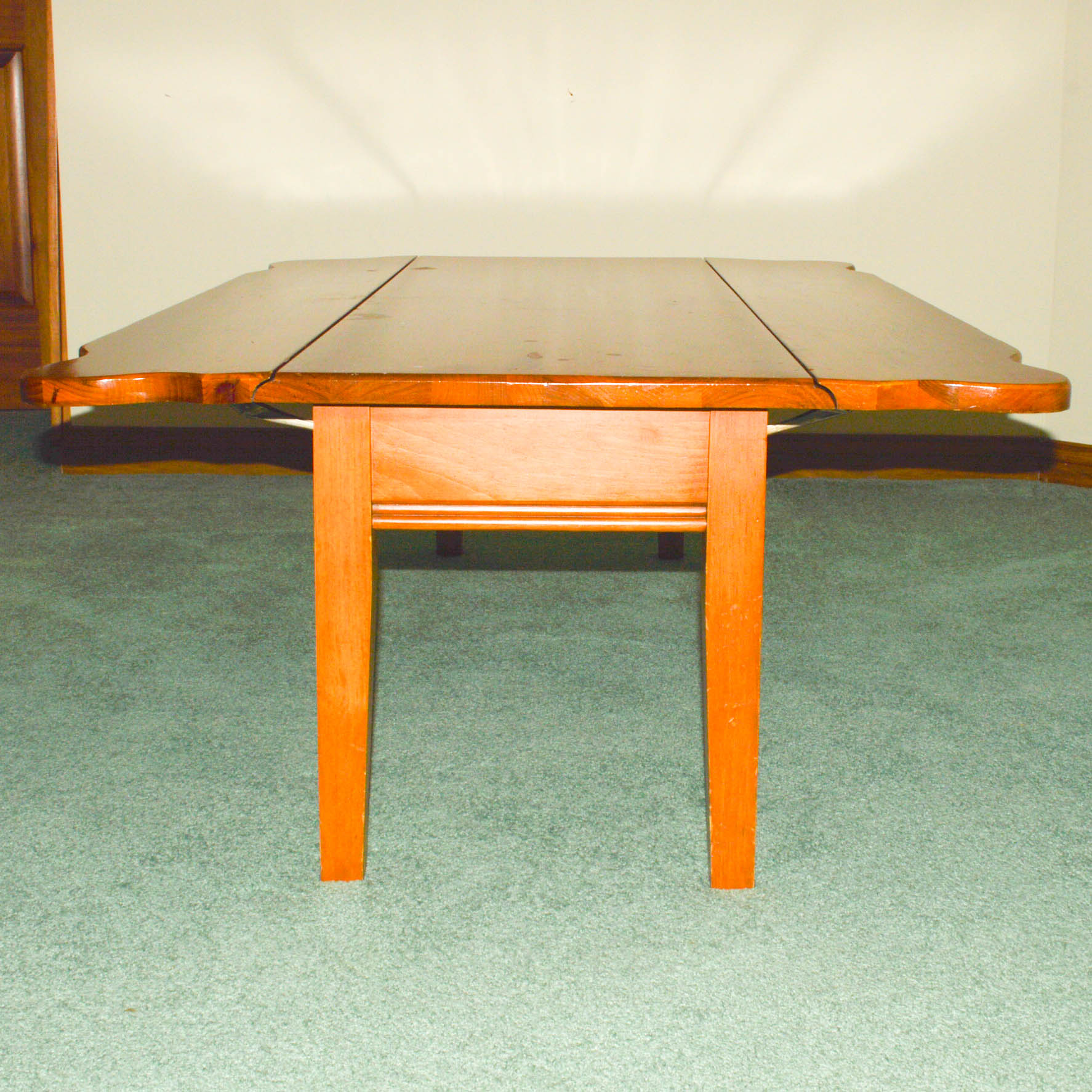 Maple Drop Leaf Coffee Table EBTH