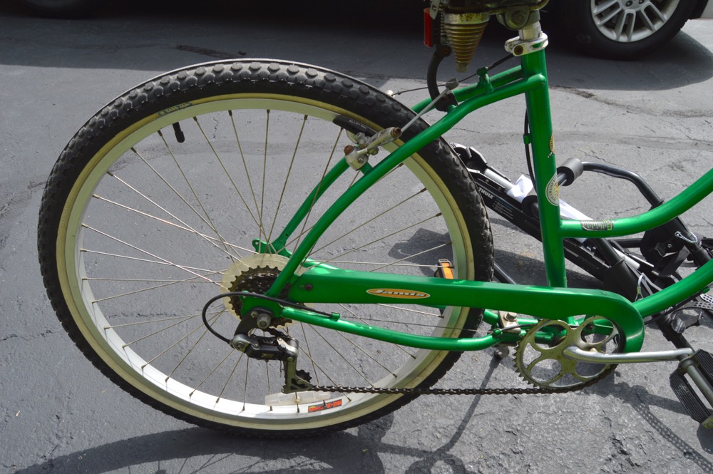 Jamis Earth Cruiser Bike with Rack EBTH