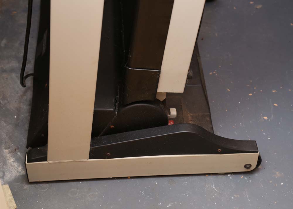 Discovery 560HR Treadmill EBTH