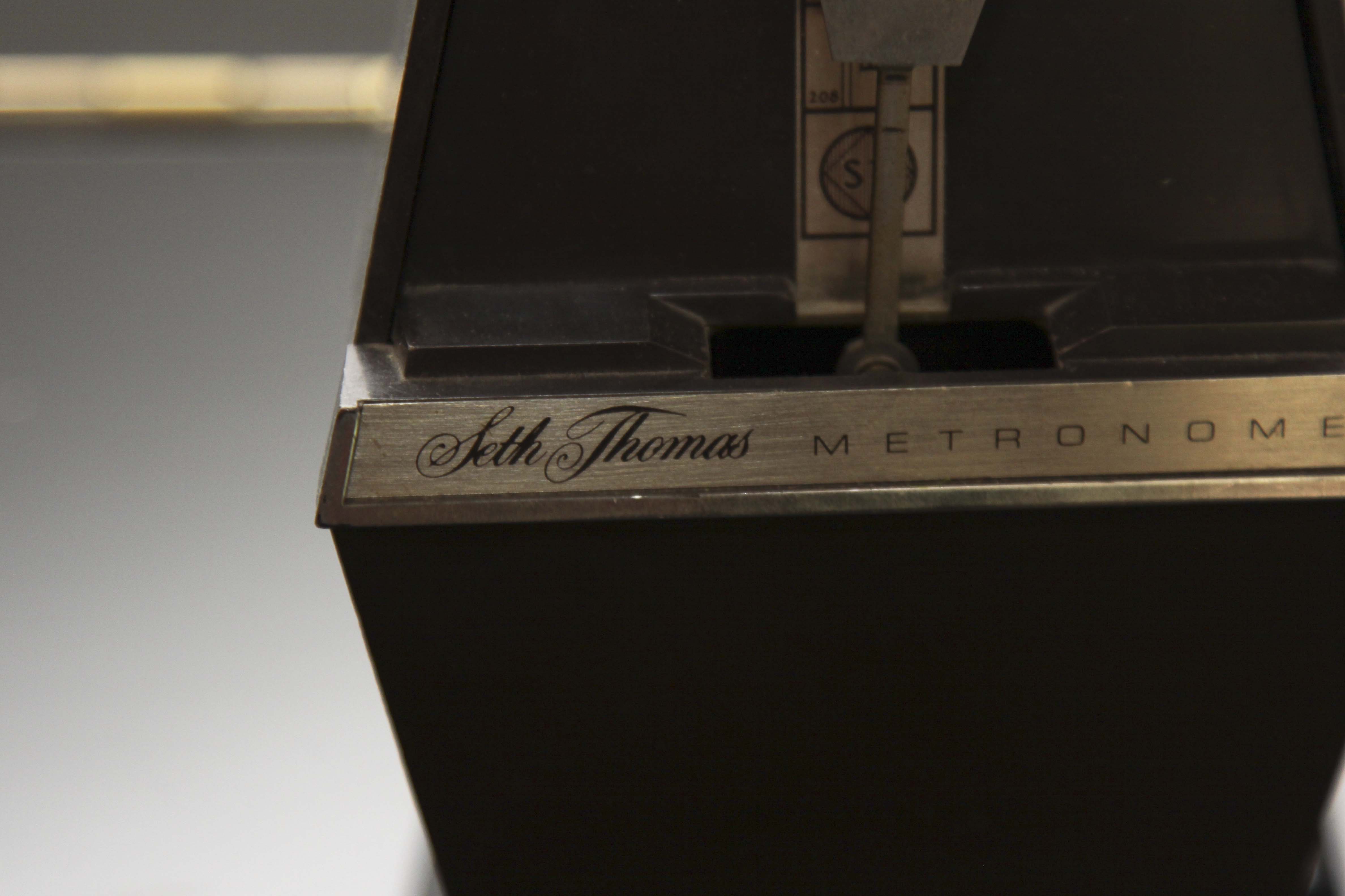 Kohler & Campbell Baby Grand Piano, Lamp and Seth Thomas ...