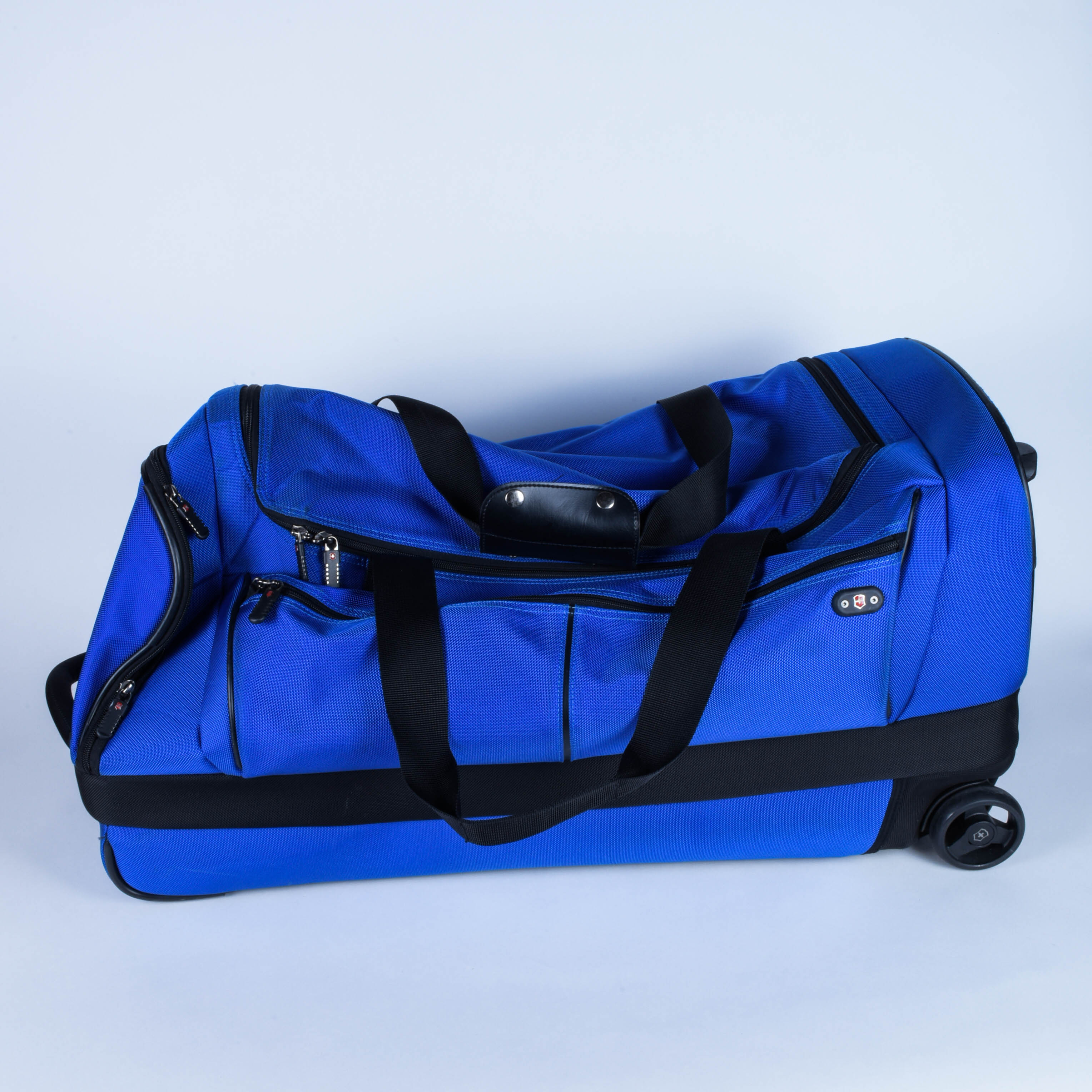 swiss army rolling duffel