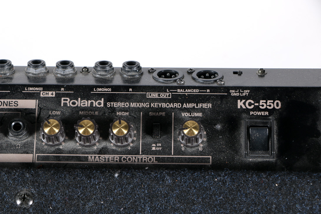 Pair of Roland KC550 Keyboard Amplifiers EBTH