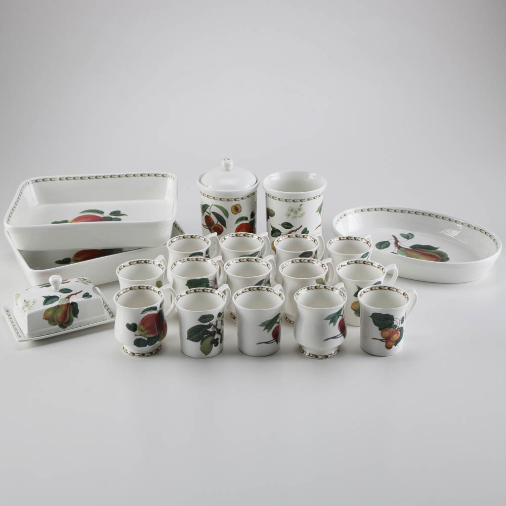 Queen S Hookers Fruit Dish Set Ebth