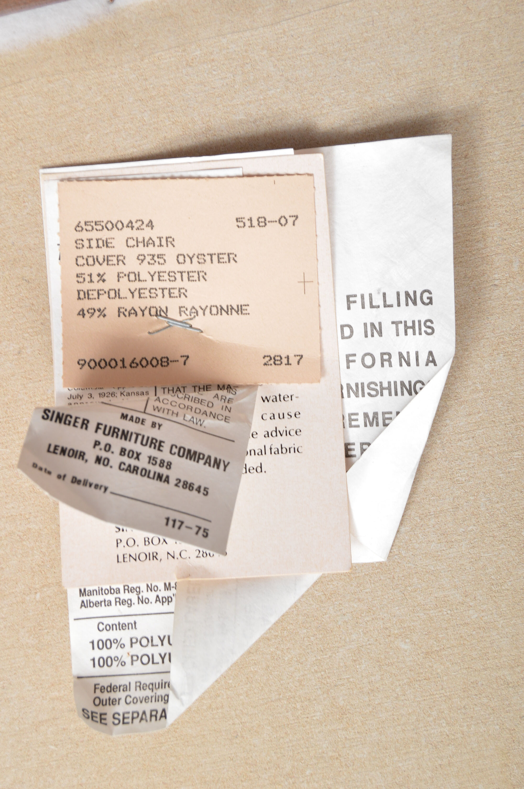 Singer Furniture Dining Table and Chairs EBTH