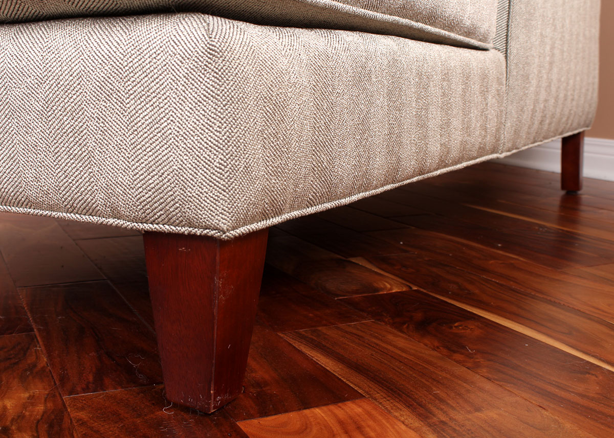 Havertys "Erin" Chaise Arm Chair EBTH