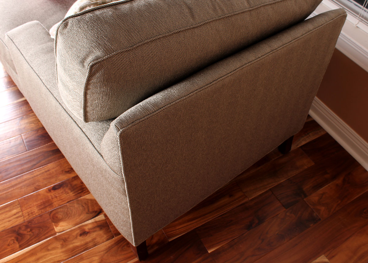 Havertys "Erin" Chaise Arm Chair EBTH