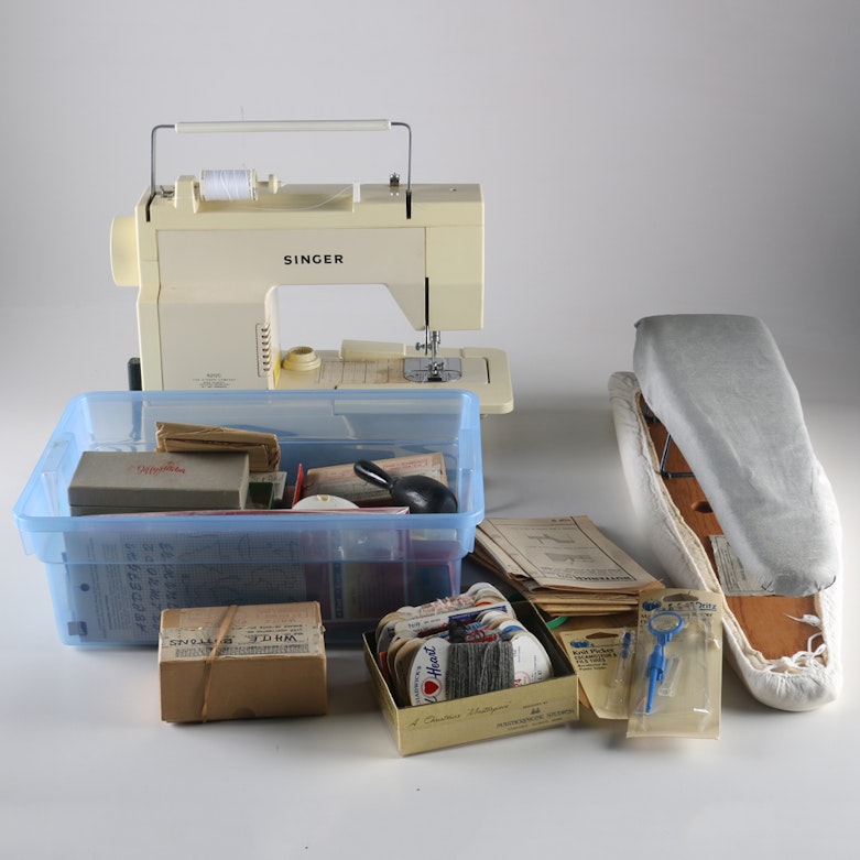 Antique Singer Sewing Machine Model 24 with Table : EBTH