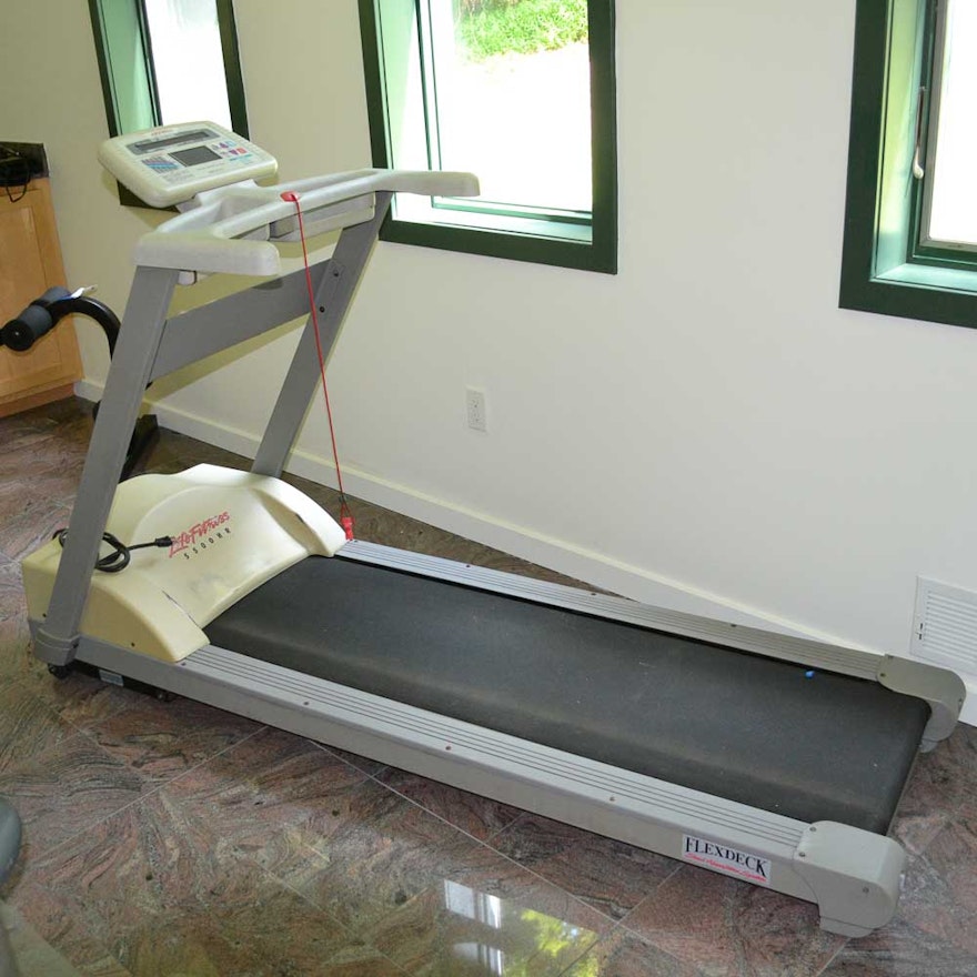 life fitness 5500hr treadmill
