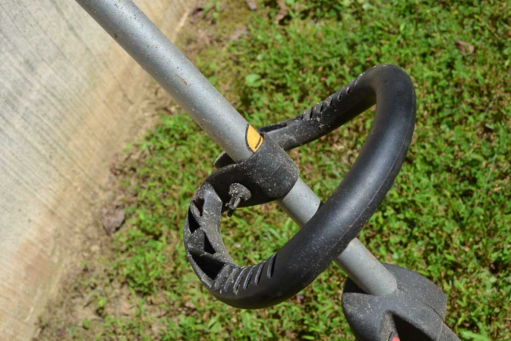 Craftsman Weedwacker 32CC Gasoline Trimmer EBTH