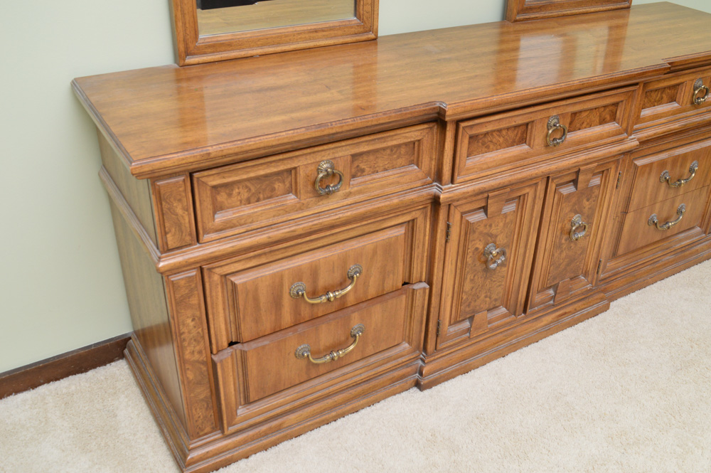 Vintage Burled Oak Veneer Double Mirror Dresser by Thomasville EBTH