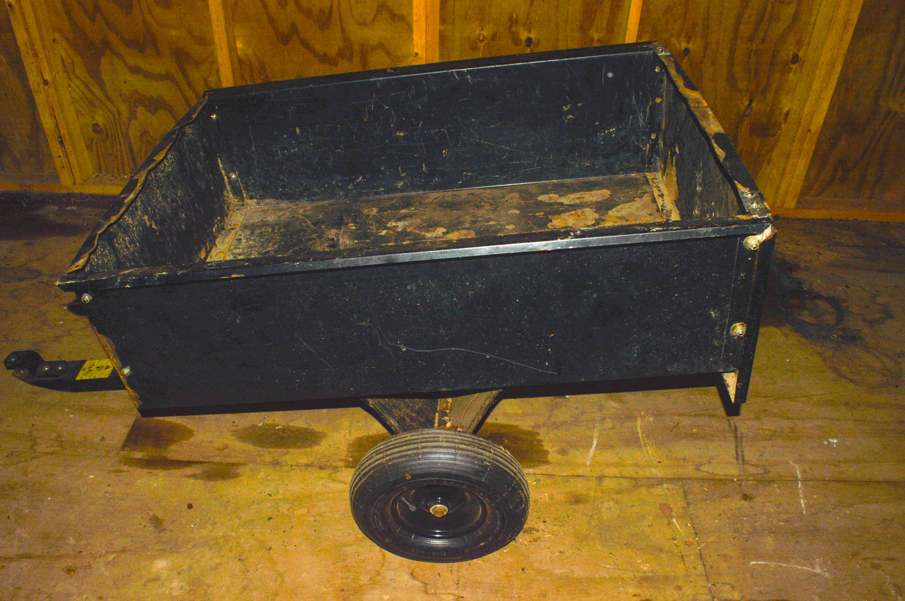 Brinly 10 Steel Lawn Cart with Hitch EBTH